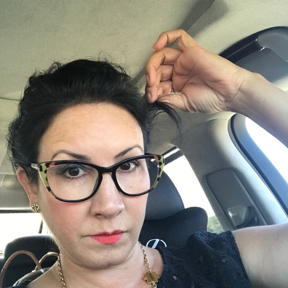 Meet your Posher, Eva